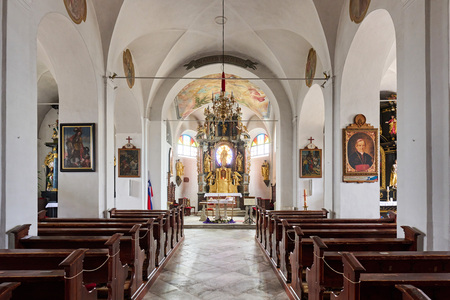 Muta cerkev sv. Marjete notranjost 4